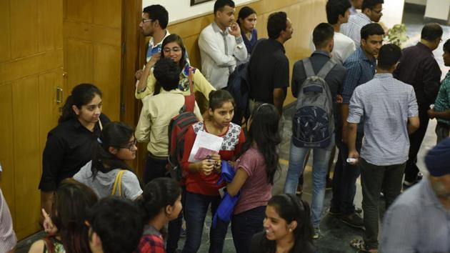The helpline number being managed by the University Information Centre (UIC) receives around 6,000 calls a day from curious applicants from across the country, UIC officials said.(Saumya Khandelwal/HT PHOTO) The helpline number being managed by the University Information Centre (UIC) receives around 6,000 calls a day from curious applicants from across the country, UIC officials said.(Saumya Khandelwal/HT PHOTO)