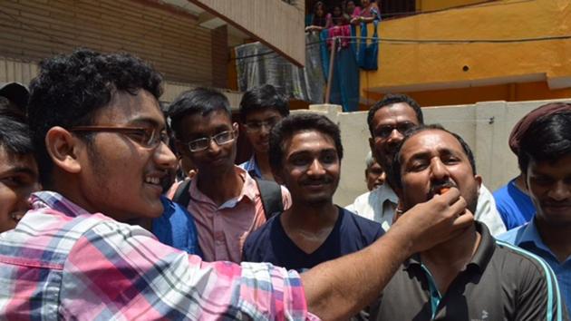 Successful Super 30 students with Anand Kumar at his residence.(Handout)