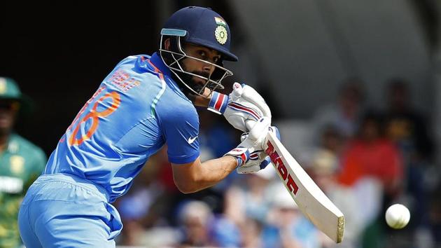 Kohli also looked comfortable at the crease and slammed his 41th ODI fifty. Dhawan-Kohli put on a 128-run stand before Imran Tahir got rid of the southpaw. (Twitter ) Kohli also looked comfortable at the crease and slammed his 41th ODI fifty. Dhawan-Kohli put on a 128-run stand before Imran Tahir got rid of the southpaw. (Twitter )