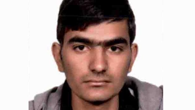 Gograj Khadda, whose father is a mechanic, managed to clear the tough Joint Entrance Examination (JEE) Advanced 2017.(Handout) Gograj Khadda, whose father is a mechanic, managed to clear the tough Joint Entrance Examination (JEE) Advanced 2017.(Handout)