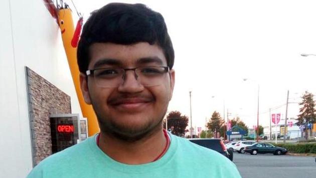 Lucknow JEE Advanced topper Lakshya Sharma. Lucknow JEE Advanced topper Lakshya Sharma.