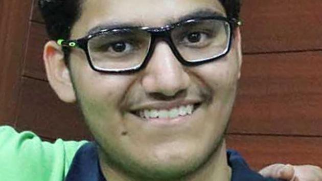 Saksham Dhul secured All India Rank (AIR) 66 in Joint Entrance Examination (JEE) Advanced 2017. (Keshav Singh/HT Photo)