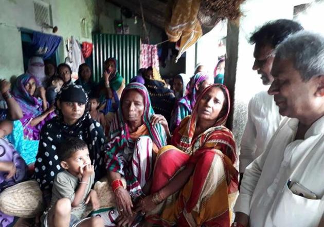 At a Madhubani village, a devastated family waits for return of body of its slain bread winner from Saudi Arabia. (HT photo) At a Madhubani village, a devastated family waits for return of body of its slain bread winner from Saudi Arabia. (HT photo)