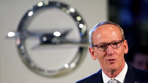 Karl-Thomas Neumann, chief executive of Adam Opel AG, gives a speech during a ceremony as the 3rd million car produced at the Opel plant is presented in Eisenach, April 23, 2014. REUTERS/Fabrizio Bensch/File Photo(Reuters file ohoto)