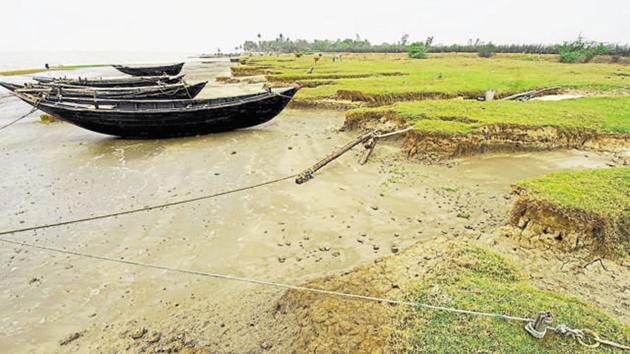 India and Bangladesh share a 4,096-km  border, a part of which falls in the Sunderbans. (HT File Photo)