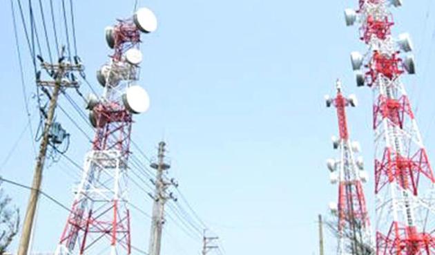 Laden with mounting debt, telecom players have reached out to the government for help. (HT Archive) Laden with mounting debt, telecom players have reached out to the government for help. (HT Archive)