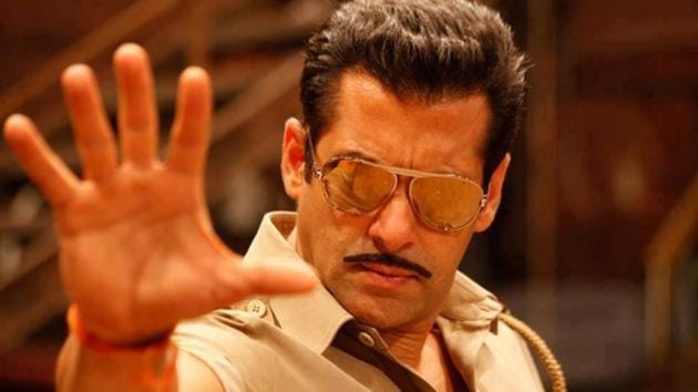 Currently, Salman Khan is busy promoting Tubelight. Currently, Salman Khan is busy promoting Tubelight.