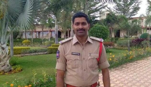 The family of sub inspector Prabhakar Reddy of Telangana Police who shot himself dead on Wednesday in Siddipet district has alleged that he was being harassed by higher officials. (HT PHOTO) The family of sub inspector Prabhakar Reddy of Telangana Police who shot himself dead on Wednesday in Siddipet district has alleged that he was being harassed by higher officials. (HT PHOTO)