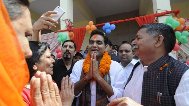 Singh said he will conduct random inspections in sectors and rural area to check cleanliness. (Sunil Ghosh/HT File Photo) Singh said he will conduct random inspections in sectors and rural area to check cleanliness. (Sunil Ghosh/HT File Photo)