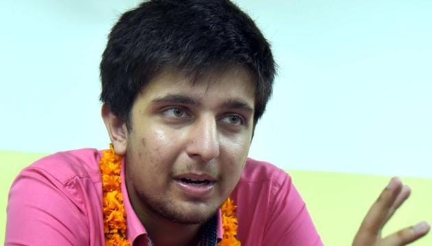 Ajit Singh Pawar, the Jaipur topper of AIIMS entrance exam 2017, has secured an all India rank of 82. (Prabhakar Sharma/HT photo) Ajit Singh Pawar, the Jaipur topper of AIIMS entrance exam 2017, has secured an all India rank of 82. (Prabhakar Sharma/HT photo)