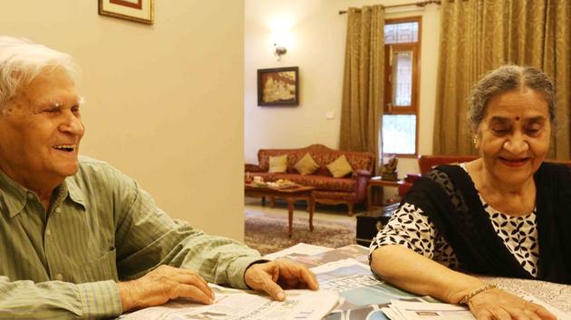 Bhim Sen Puri and his wife Santosh managed the Central News Agency for years with the help of their extended family. (Mayank Austen Soofi / HT Photo) Bhim Sen Puri and his wife Santosh managed the Central News Agency for years with the help of their extended family. (Mayank Austen Soofi / HT Photo)