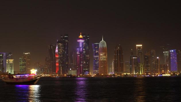 Buildings are seen on a coast line in Doha, Qatar, June 15, 2017. (REUTERS Photo) Buildings are seen on a coast line in Doha, Qatar, June 15, 2017. (REUTERS Photo)