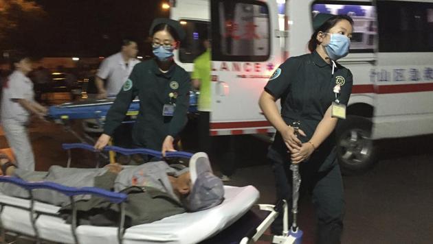 In this photo released by China's Xinhua News Agency, medical workers transport a person injured in an explosion outside a kindergarten into a hospital in Fengxian County in eastern China's Jiangsu Province early Friday, June 16, 2017. (AP Photo) In this photo released by China's Xinhua News Agency, medical workers transport a person injured in an explosion outside a kindergarten into a hospital in Fengxian County in eastern China's Jiangsu Province early Friday, June 16, 2017. (AP Photo)