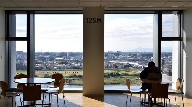 Automaker Toyota has its own in-house version, while Sony employees — ranging from blue collar assemblers to top executives — are supposed to join in a group stretch at 3:00pm daily, although it’s not mandatory. (KAZUHIRO NOGI / AFP) Automaker Toyota has its own in-house version, while Sony employees — ranging from blue collar assemblers to top executives — are supposed to join in a group stretch at 3:00pm daily, although it’s not mandatory. (KAZUHIRO NOGI / AFP)