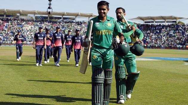 Pakistan upset ICC Champions Trophy hosts and hot favourites England in the semi-final to set up a summit clash against India.(Reuters)