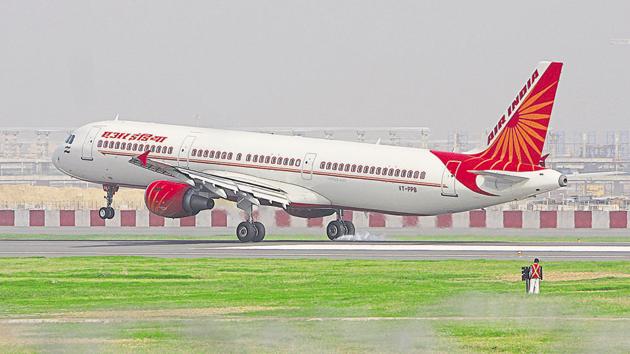 Seven unions of Air India have opposed Niti Aayog’s proposal to privatise the national carrier. (HT File Photo) Seven unions of Air India have opposed Niti Aayog’s proposal to privatise the national carrier. (HT File Photo)