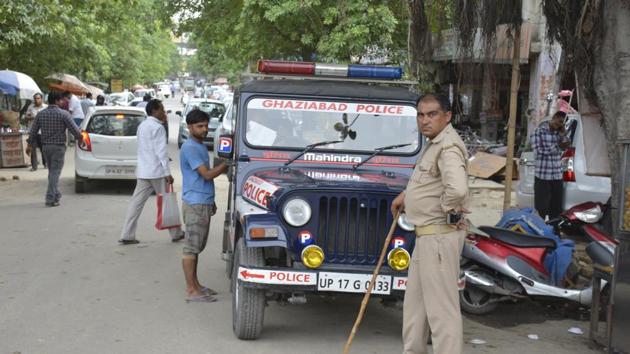 The Ghaziabad police will keep a strict vigil in the city during India-Pakistan cricket match on Sunday. (Sakib Ali/ HT Photo) The Ghaziabad police will keep a strict vigil in the city during India-Pakistan cricket match on Sunday. (Sakib Ali/ HT Photo)