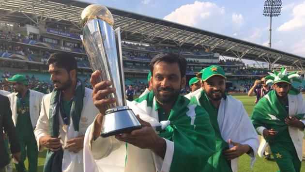 Mohammad Hafeez’s late blitzkrieg powered Pakistan to a mammoth 338. (Twitter ) Mohammad Hafeez’s late blitzkrieg powered Pakistan to a mammoth 338. (Twitter )