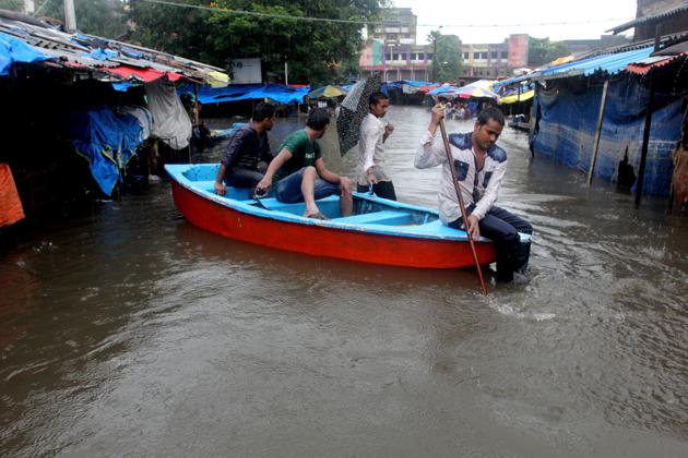 After the July 26, 2005 deluge, the BMC had planned the Brihanmumbai storm water disposal system (Brimstowad) project.(Hindustan Times)