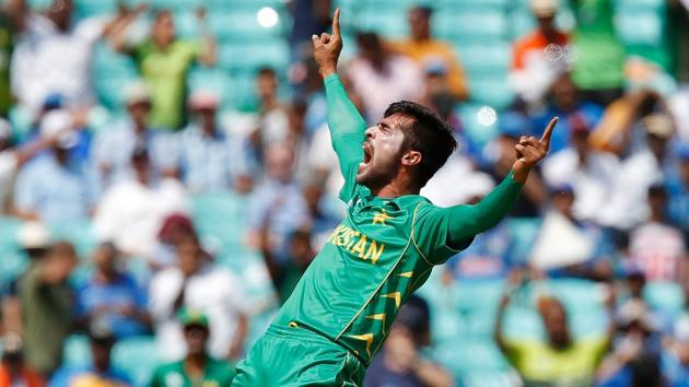 Mohammad Amir wanted to atone for his match-fixing mistakes, according to his brother.(AFP)