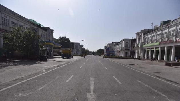 Connaught Place bore a deserted look on Tuesday as the inner circle was closed to traffic. (Ravi Choudhary / HT Photo) Connaught Place bore a deserted look on Tuesday as the inner circle was closed to traffic. (Ravi Choudhary / HT Photo)