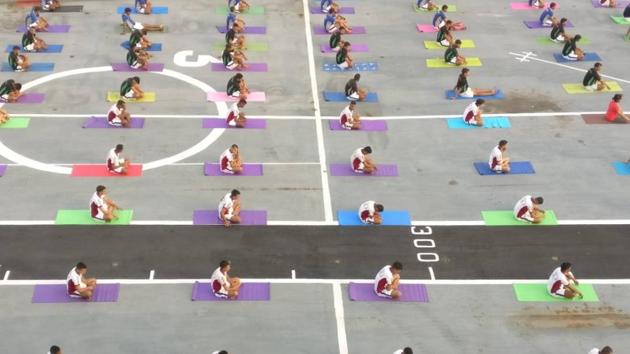 Indian Naval Cadets perform yoga on the deck of INS Virat on International Yoga Day in Mumbai, Maharashtra. (Pratik Chorge/HT Photo) Indian Naval Cadets perform yoga on the deck of INS Virat on International Yoga Day in Mumbai, Maharashtra. (Pratik Chorge/HT Photo)