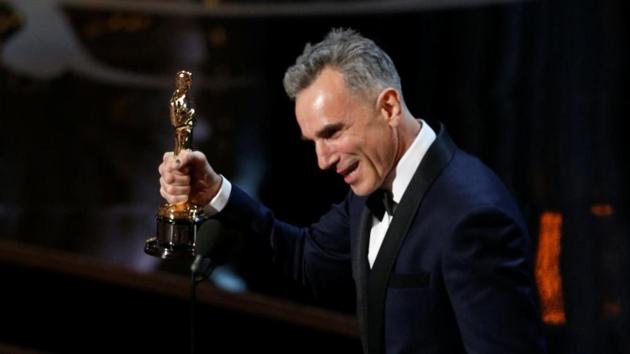 Daniel Day Lewis accepts the Oscar for best actor for his role in Lincoln at the 85th Academy Awards in Hollywood, California. Daniel Day Lewis accepts the Oscar for best actor for his role in Lincoln at the 85th Academy Awards in Hollywood, California.