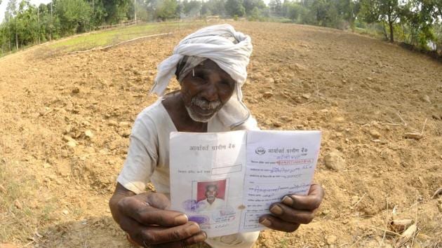 For farmers such as Hori Lal, from the Bandi ka Purva village in Barabanki, farming has become a lose-lose venture. (Deepak Gupta/HT Photo) For farmers such as Hori Lal, from the Bandi ka Purva village in Barabanki, farming has become a lose-lose venture. (Deepak Gupta/HT Photo)