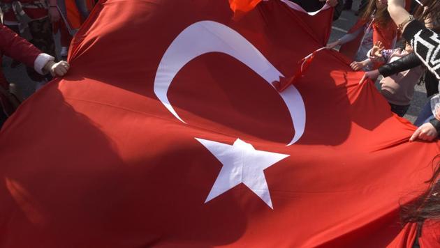 University student Asena Melisa Saglam was travelling on the bus on June 14 when the man seated behind her struck her in the face (REUTERS Representative Photo)