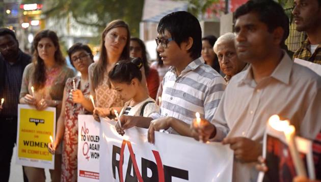 The woman filed a complaint of rape in central Delhi’s Paharganj area on Wednesday, after having an argument with her husband. The couple was in Delhi to sort out some immigration-related issues. (Ravi Choudhary/HT PHOTO) The woman filed a complaint of rape in central Delhi’s Paharganj area on Wednesday, after having an argument with her husband. The couple was in Delhi to sort out some immigration-related issues. (Ravi Choudhary/HT PHOTO)