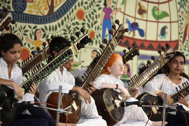 Delhi’s school going children were treated to a day of leisure during the valedictory programme of the National Bal Bhawan’s Summer Fiesta at its Open Air Theatre on June 22, 2017 in New Delhi. This year’s Summer Fiesta ran from May 23 to June 22, 2017 and saw the participation of 5000 children in various activities organised by the Bal Bhavan at various locations in the city to keep children active and occupied during the summer break. (Saumya Khandelwal/HT PHOTO) Delhi’s school going children were treated to a day of leisure during the valedictory programme of the National Bal Bhawan’s Summer Fiesta at its Open Air Theatre on June 22, 2017 in New Delhi. This year’s Summer Fiesta ran from May 23 to June 22, 2017 and saw the participation of 5000 children in various activities organised by the Bal Bhavan at various locations in the city to keep children active and occupied during the summer break. (Saumya Khandelwal/HT PHOTO)