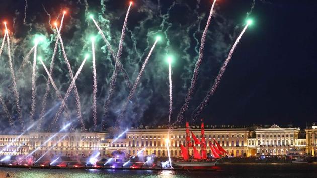 The tradition is highly popular for spectacular fireworks, numerous music concerts, and a massive water-show including a battle among tens of boats full of pirates on the waters of Neva River. (Kai Pfaffenbach / REUTERS)