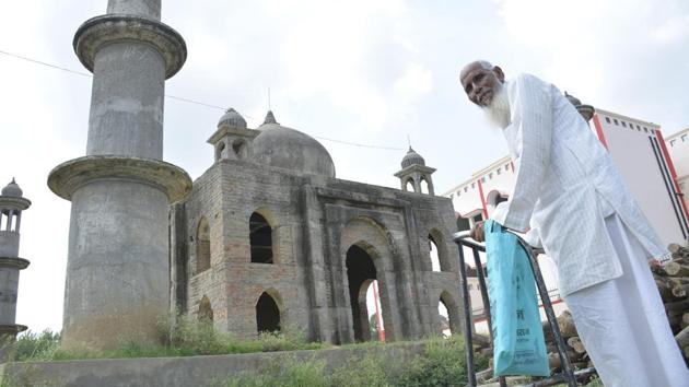 Two years later, next to his incomplete ‘Taj’ in Bulandshahr’s Kaser Kalan, a small village nearly 150km from the National Capital, a government girl’s school is nearing completion. Two years later, next to his incomplete ‘Taj’ in Bulandshahr’s Kaser Kalan, a small village nearly 150km from the National Capital, a government girl’s school is nearing completion.