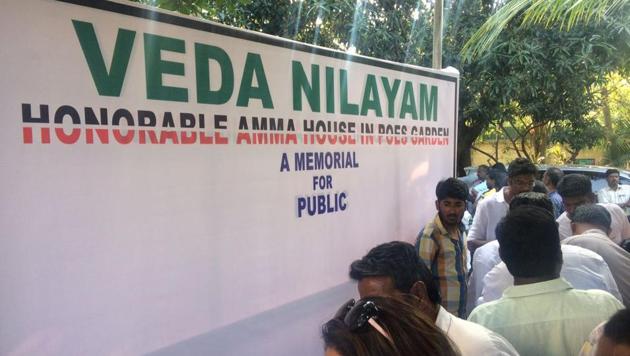 Veda Nilayam at 81, Poes Garden in Chennai, has been the epicentre of Tamil Nadu’s politics for decades. “After she became the Chief Minister in 1991, a government resi-dence was allotted to her.(File Photo)