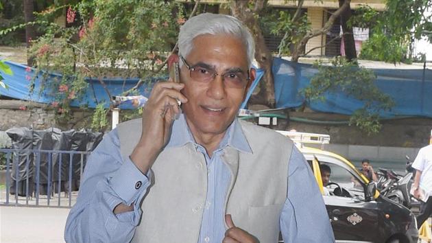 Head of Supreme Court-appointed Committee of Administrators Vinod Rai arrives for a meeting at the BCCI headquarters in Mumbai on Saturday.(PTI) Head of Supreme Court-appointed Committee of Administrators Vinod Rai arrives for a meeting at the BCCI headquarters in Mumbai on Saturday.(PTI)