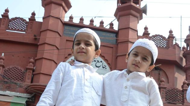 Young children greeting each ‘Eid Mubarak’ in Ludhiana on Monday. Eid-al-Fitr is celebrated with traditional desserts and is also called Meethi Eid. (Jagtinder Singh Grewal / HT Photo) Young children greeting each ‘Eid Mubarak’ in Ludhiana on Monday. Eid-al-Fitr is celebrated with traditional desserts and is also called Meethi Eid. (Jagtinder Singh Grewal / HT Photo)