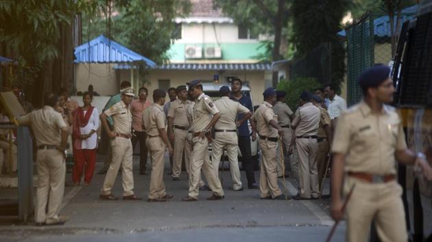 Police security inside Byculla Woman Jail in Mumbai.(HT File Photo)