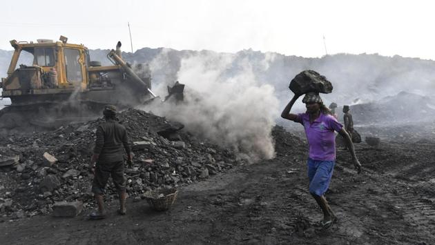 In India, where 70 percent of electricity comes from coal, production has long been increasing in defiance of global trends. The country has long argued it has both a right and an obligation to expand power generation as it extends electricity access to hundreds of millions of people. (Ravi Choudhary/HT PHOTO) In India, where 70 percent of electricity comes from coal, production has long been increasing in defiance of global trends. The country has long argued it has both a right and an obligation to expand power generation as it extends electricity access to hundreds of millions of people. (Ravi Choudhary/HT PHOTO)