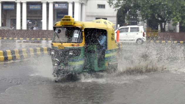 Met officials claimed that with more rain in the pipeline, this could turn out to be the wettest June in the last one decade. (Sushil Kumar/HT FILE PHOTO) Met officials claimed that with more rain in the pipeline, this could turn out to be the wettest June in the last one decade. (Sushil Kumar/HT FILE PHOTO)