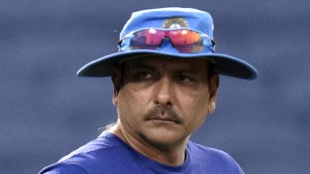 Ravi Shastri has applied for the Indian cricket team’s head coach position, following the resignation of Anil Kumble.(HT Photo)