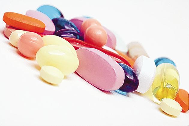 The MCI had issued a circular on April 21, instructing doctors to prescribe drugs with generic names as much as possible. (HT) The MCI had issued a circular on April 21, instructing doctors to prescribe drugs with generic names as much as possible. (HT)