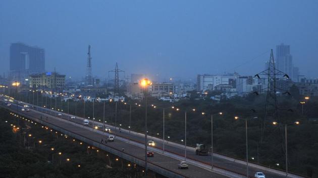The road was inspected on Tuesday evening by the CEO of the Noida authority. (Sunil Ghosh/HT Photo)