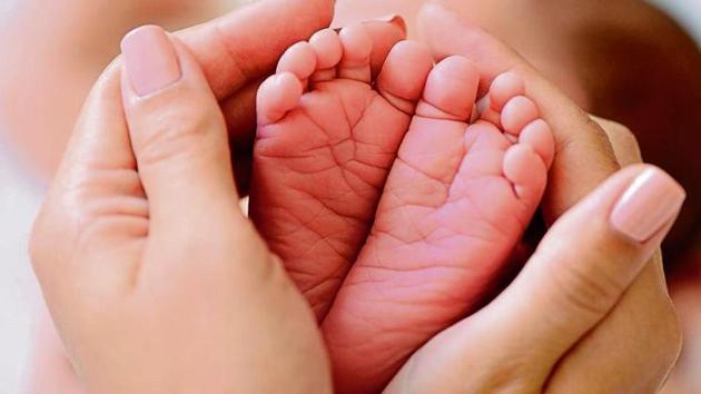 As many as 24 Mumbai hospitals recognised by the central government health scheme (CGHS) are likely to start declaring the number of C-section deliveries they have performed soon. (HT File Photo) As many as 24 Mumbai hospitals recognised by the central government health scheme (CGHS) are likely to start declaring the number of C-section deliveries they have performed soon. (HT File Photo)