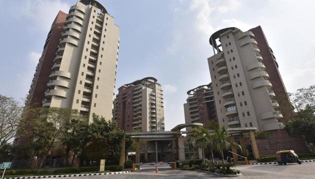 The accounts of Nawal Kishore Choudhary, a resident of World Spa, were blocked after the fraud was detected. (Sanjeev Verma/HT PHOTO) The accounts of Nawal Kishore Choudhary, a resident of World Spa, were blocked after the fraud was detected. (Sanjeev Verma/HT PHOTO)