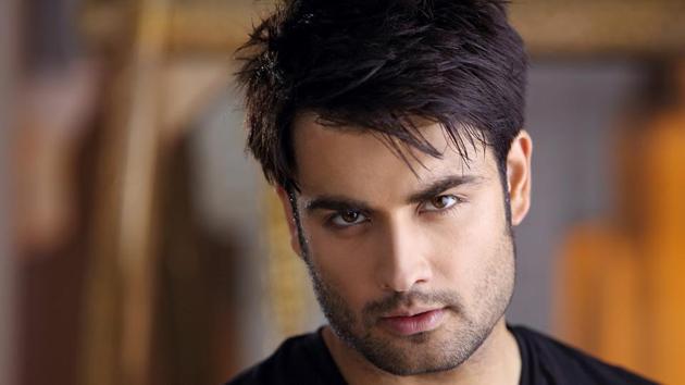 Vivian says he would rather not have six abs than be someone who has six-pack abs but can’t act.