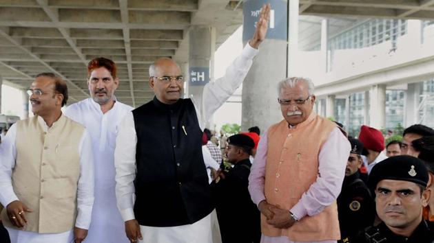NDA presidential candidate Ramnath Kovind along with Haryana chief minister Manohar Lal Khattar at Chandigarh International Airport (Keshav Singh/HT Photo) NDA presidential candidate Ramnath Kovind along with Haryana chief minister Manohar Lal Khattar at Chandigarh International Airport (Keshav Singh/HT Photo)