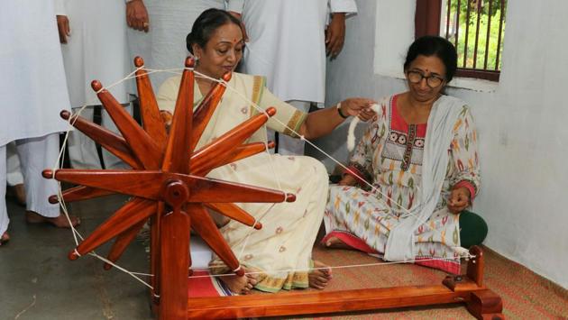 Former speaker of Lok Sabha and opposition candidate for the presidential election, Meira Kumar visits Gandhi Ashram before starting her campaign in Ahmedabad, Gujarat on June 30, 2017. (Siddharaj Solanki/HT Photo) Former speaker of Lok Sabha and opposition candidate for the presidential election, Meira Kumar visits Gandhi Ashram before starting her campaign in Ahmedabad, Gujarat on June 30, 2017. (Siddharaj Solanki/HT Photo)