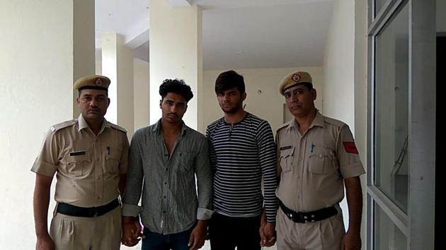 The police arrested Sachin Dyma and Tinu Nagar from Gurgaon-Faridabad road on Thursday evening. The police arrested Sachin Dyma and Tinu Nagar from Gurgaon-Faridabad road on Thursday evening.
