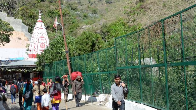 Pilgrim Dies As Landslide Hits Vaishno Devi Track | Latest News India ...