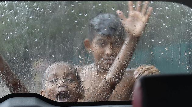 While monsoon has not made an onset over the national capital and its adjoining areas, conditions are becoming favourable for Southwest Monsoon to make an onset over Delhi and other parts of Northwest India. (Raj K Raj/HT PHOTO) While monsoon has not made an onset over the national capital and its adjoining areas, conditions are becoming favourable for Southwest Monsoon to make an onset over Delhi and other parts of Northwest India. (Raj K Raj/HT PHOTO)